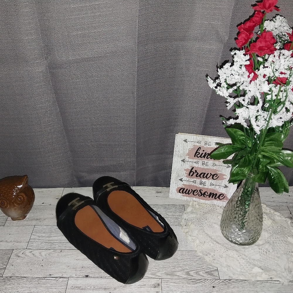 Tommy hilfiger girl's flats